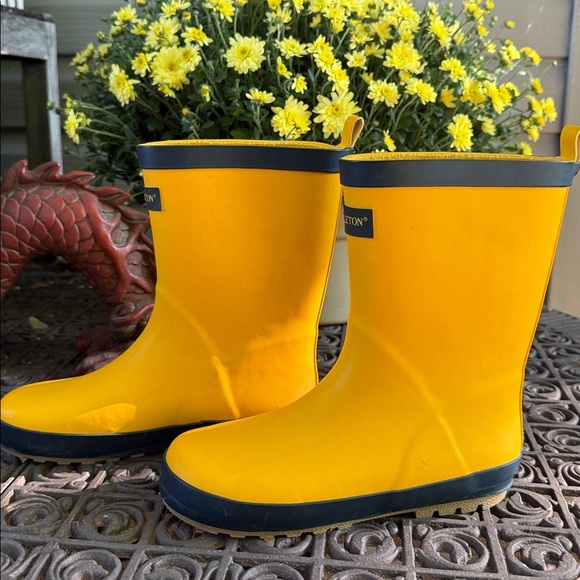 Pendleton Rainboots Vibrant Yellow Waterproof Boots. Size US 2 - Picture 3 of 6